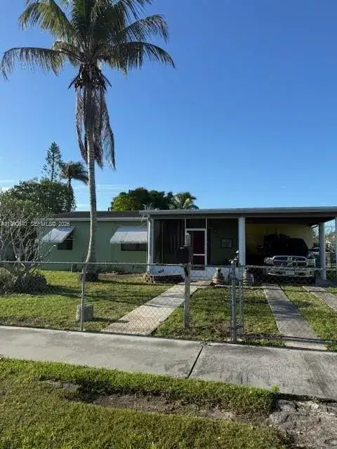 2 bedroom 1 bath Residential for sale at 1570 NE 15th St, Homestead FL 33033