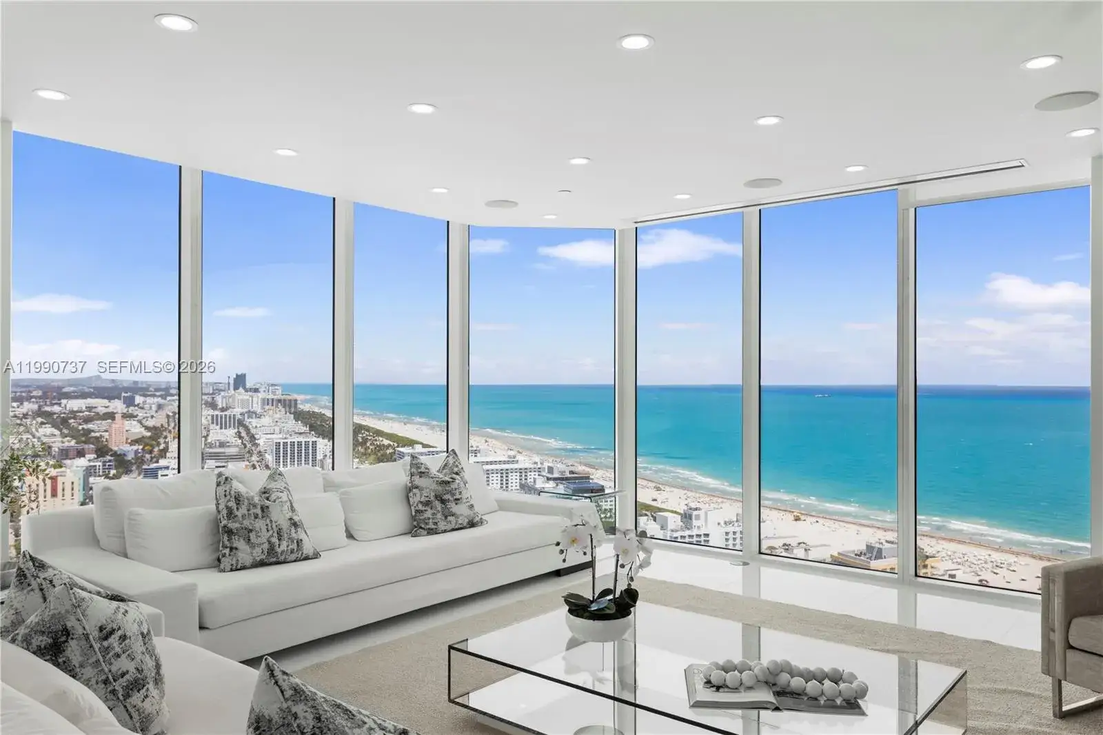 4 bedroom 3 bath Residential for sale at 300 S Pointe Dr # 3405, Miami Beach FL 33139