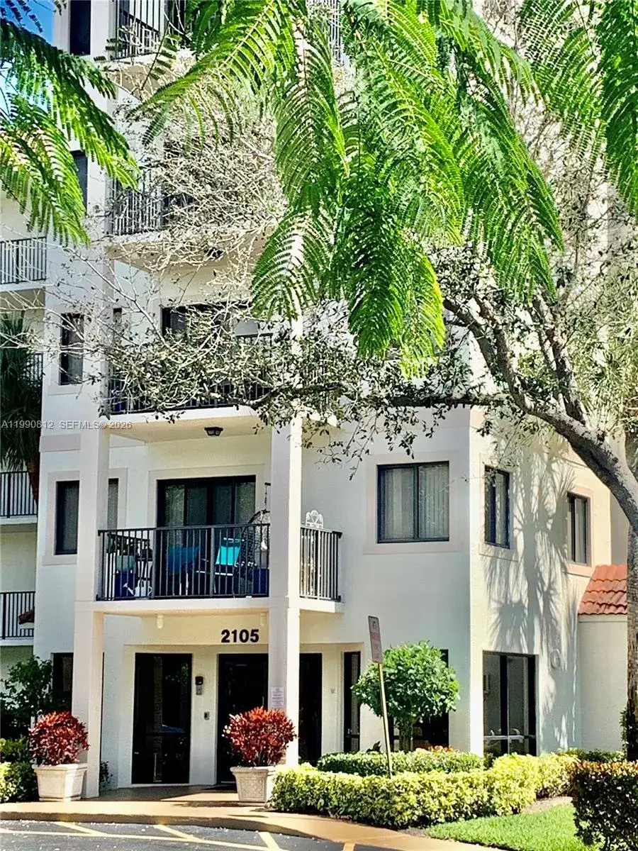 2 bedroom 2 bath Residential Lease for rent at 2105 Lavers Cir # 501, Delray Beach FL 33444