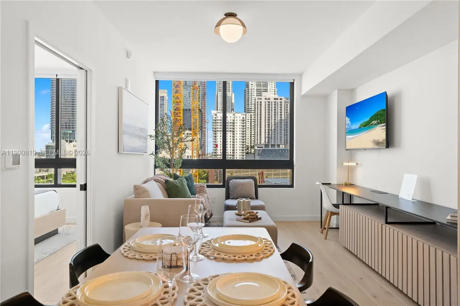 1 bedroom 1 bath Residential for sale at 225 N miami ave # 1003, Miami FL 33128