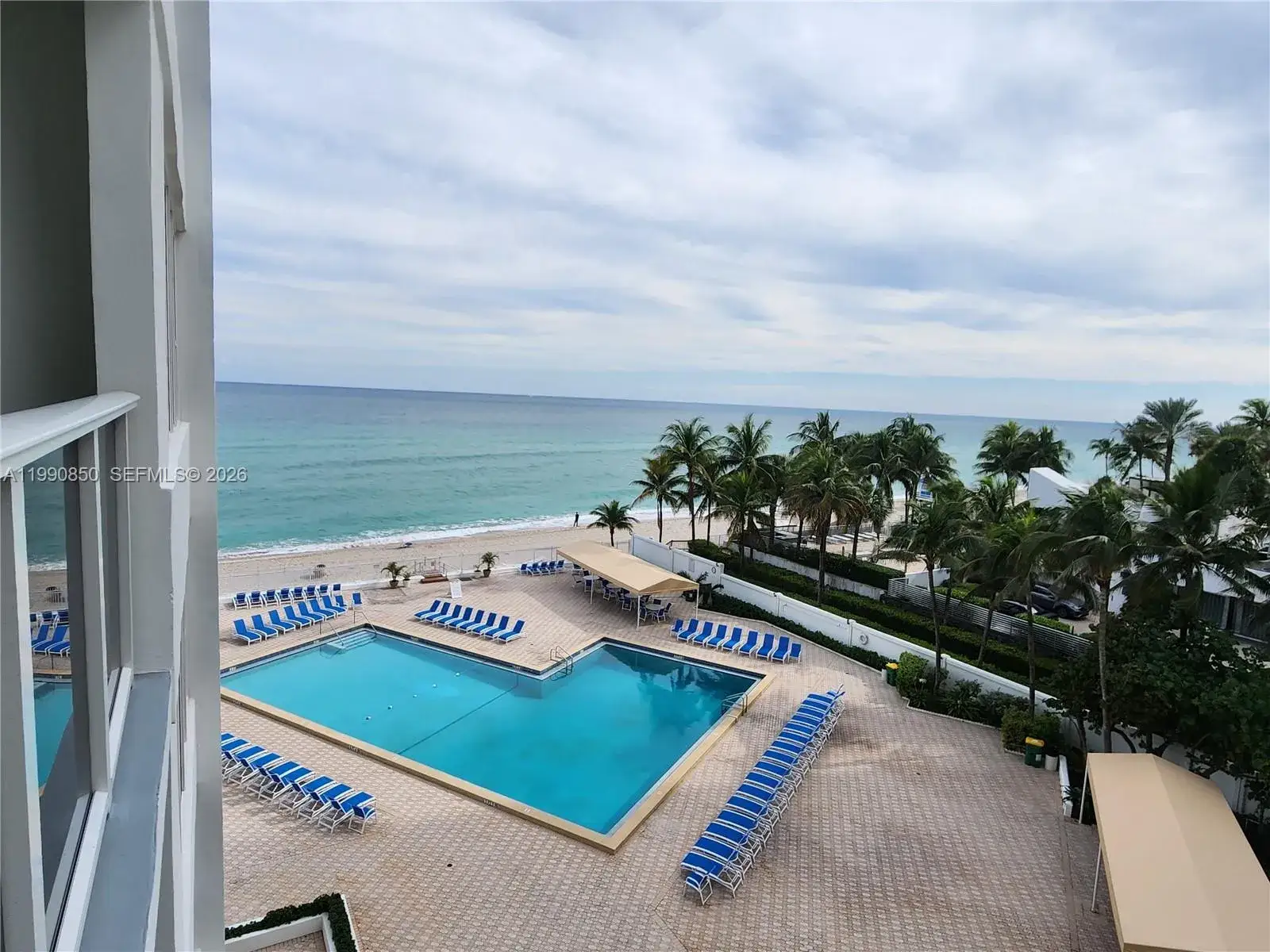 1 bedroom 1 bath Residential Lease for rent at 3505 S Ocean Dr # 515, Hollywood FL 33019