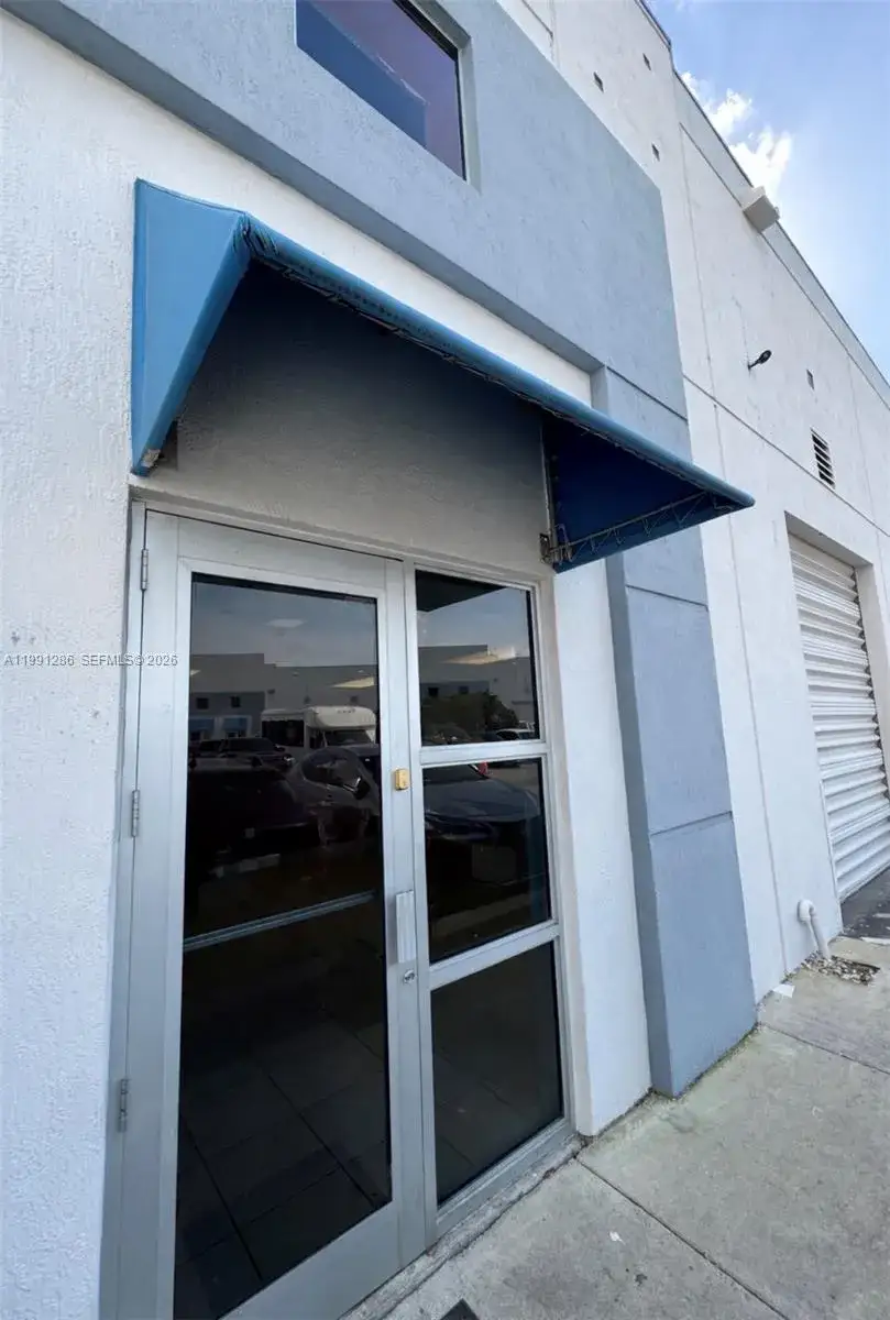 Commercial Sale for sale at 2365 NW 70th Ave # 7, Miami FL 33122
