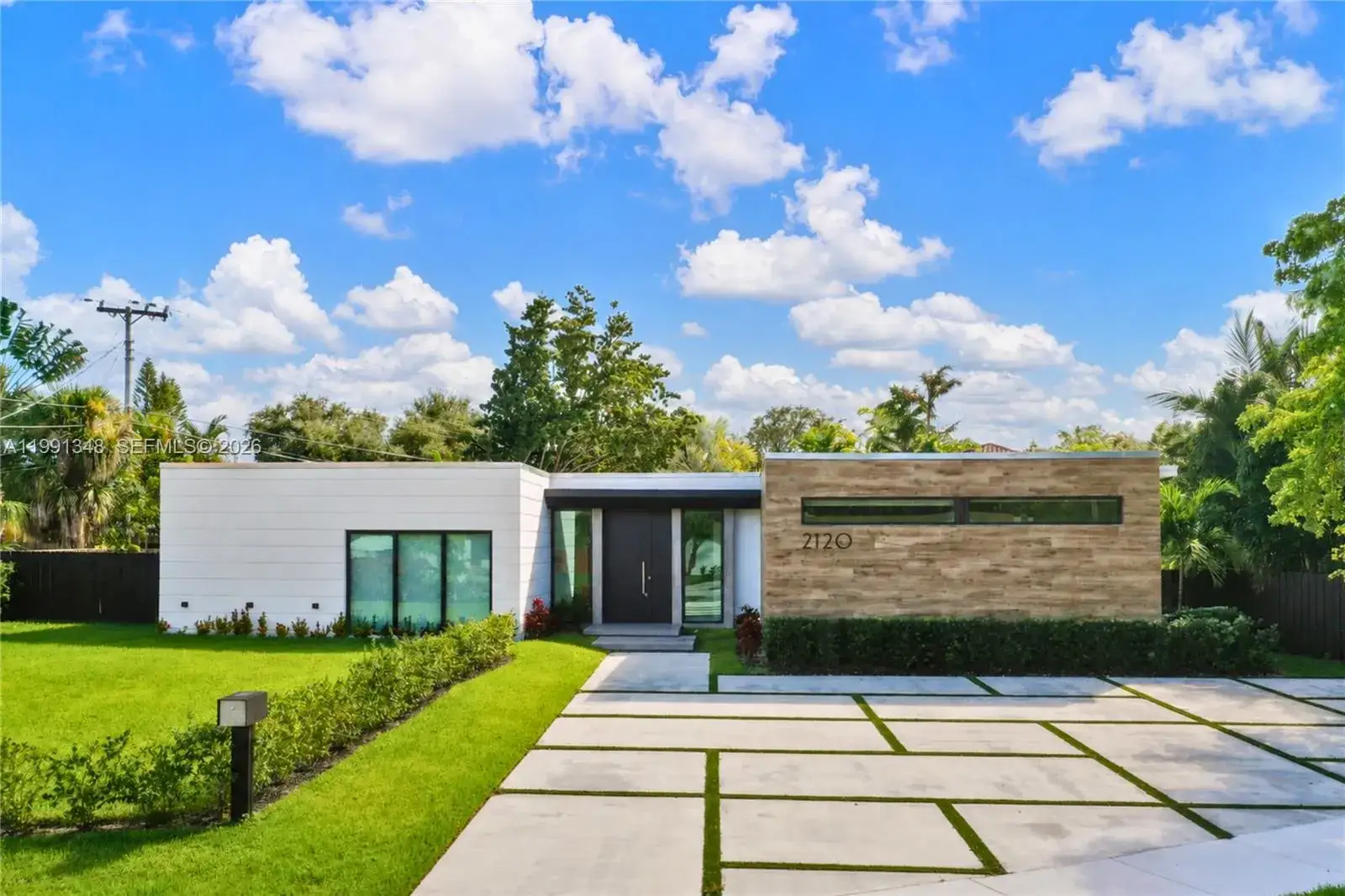 5 bedroom 5 bath Residential for sale at 2120 NE 197th Ter, Miami FL 33179