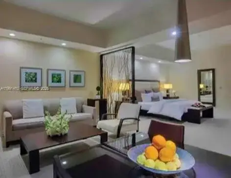 1 bedroom 1 bath Residential for sale at 5300 NW 87th Ave # 1507, Doral FL 33178