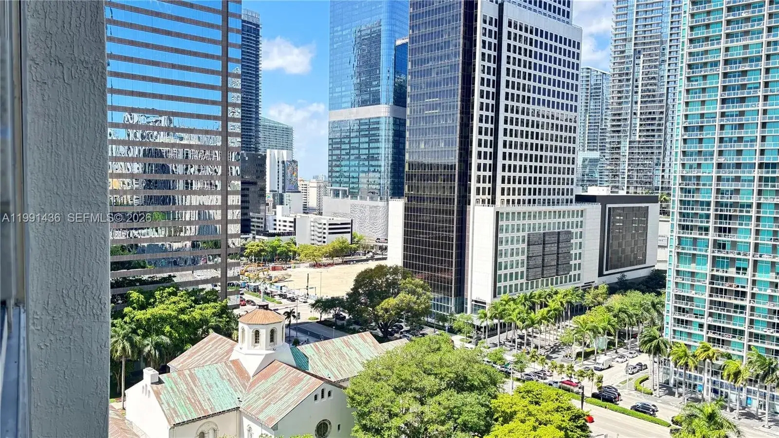 2 bedroom 2 bath Residential Lease for rent at 495 Brickell Ave # 1610, Miami FL 33131