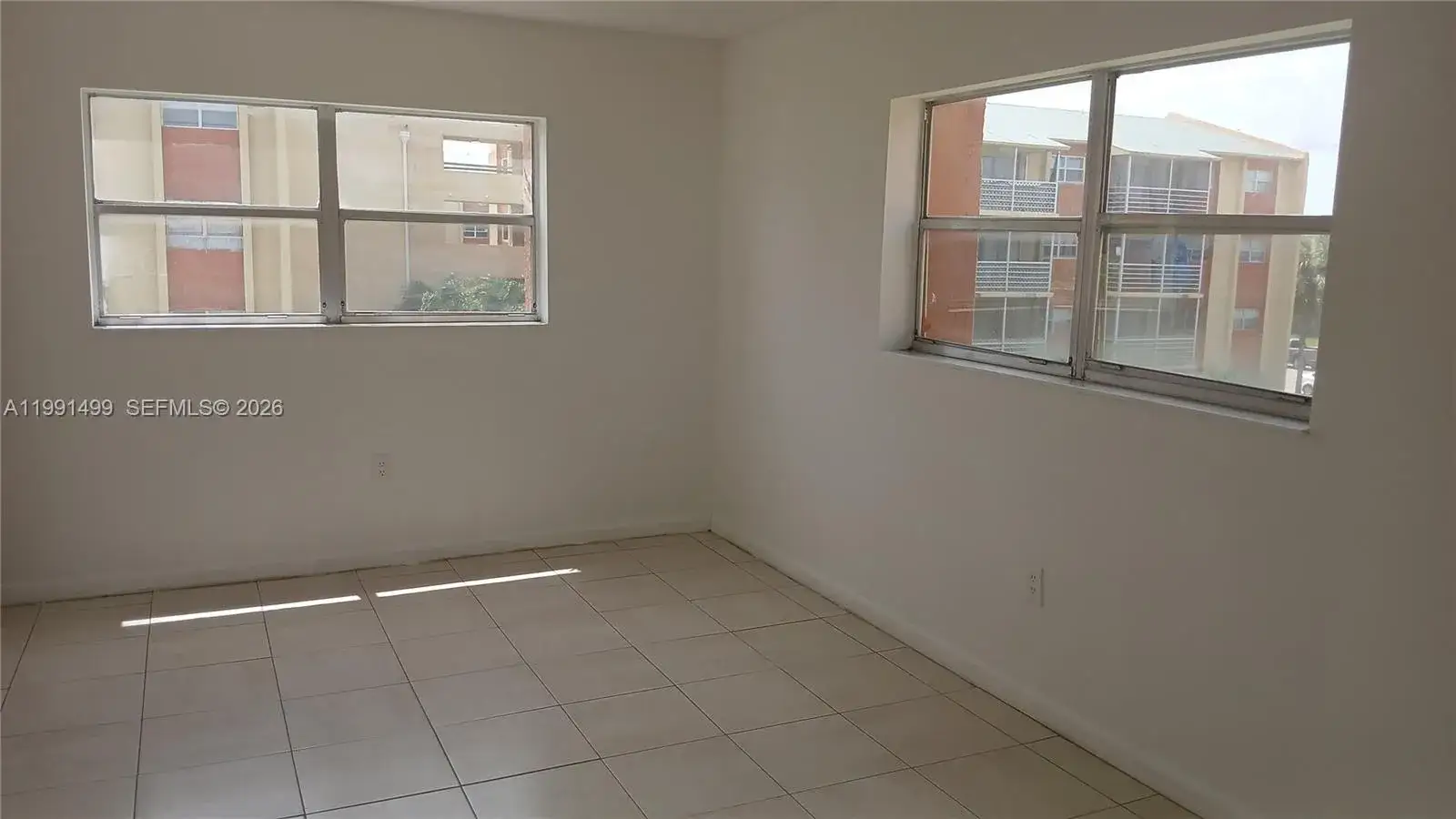 2 bedroom 2 bath Residential for sale at 3610 NW 21st St # 313, Lauderdale Lakes FL 33311