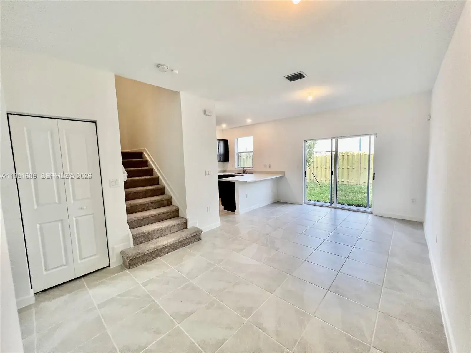 3 bedroom 2 bath Residential Lease for rent at 1864 SE 27th Rd # 1864, Homestead FL 33035
