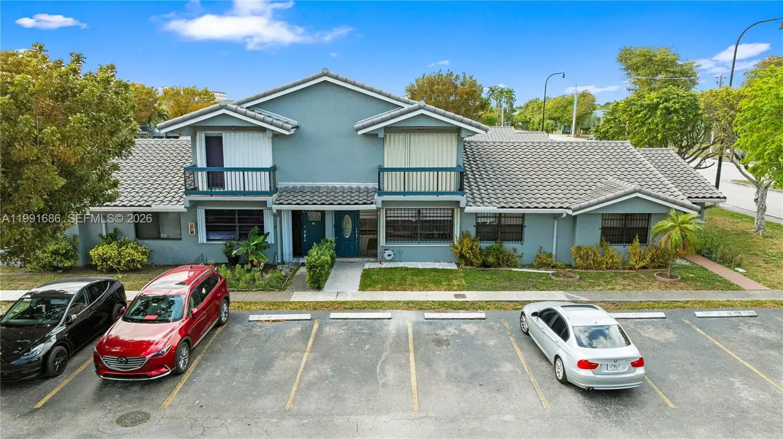 2 bedroom 2 bath Residential for sale at 10908 NW 7th St # 403, Miami FL 33172