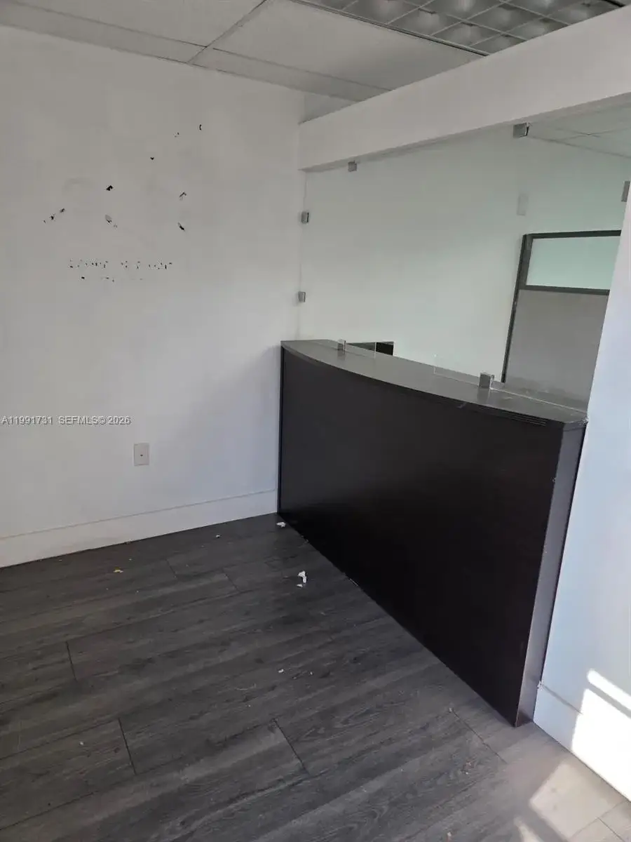 Commercial Sale for sale at 7274 NW 70th St, Miami FL 33166