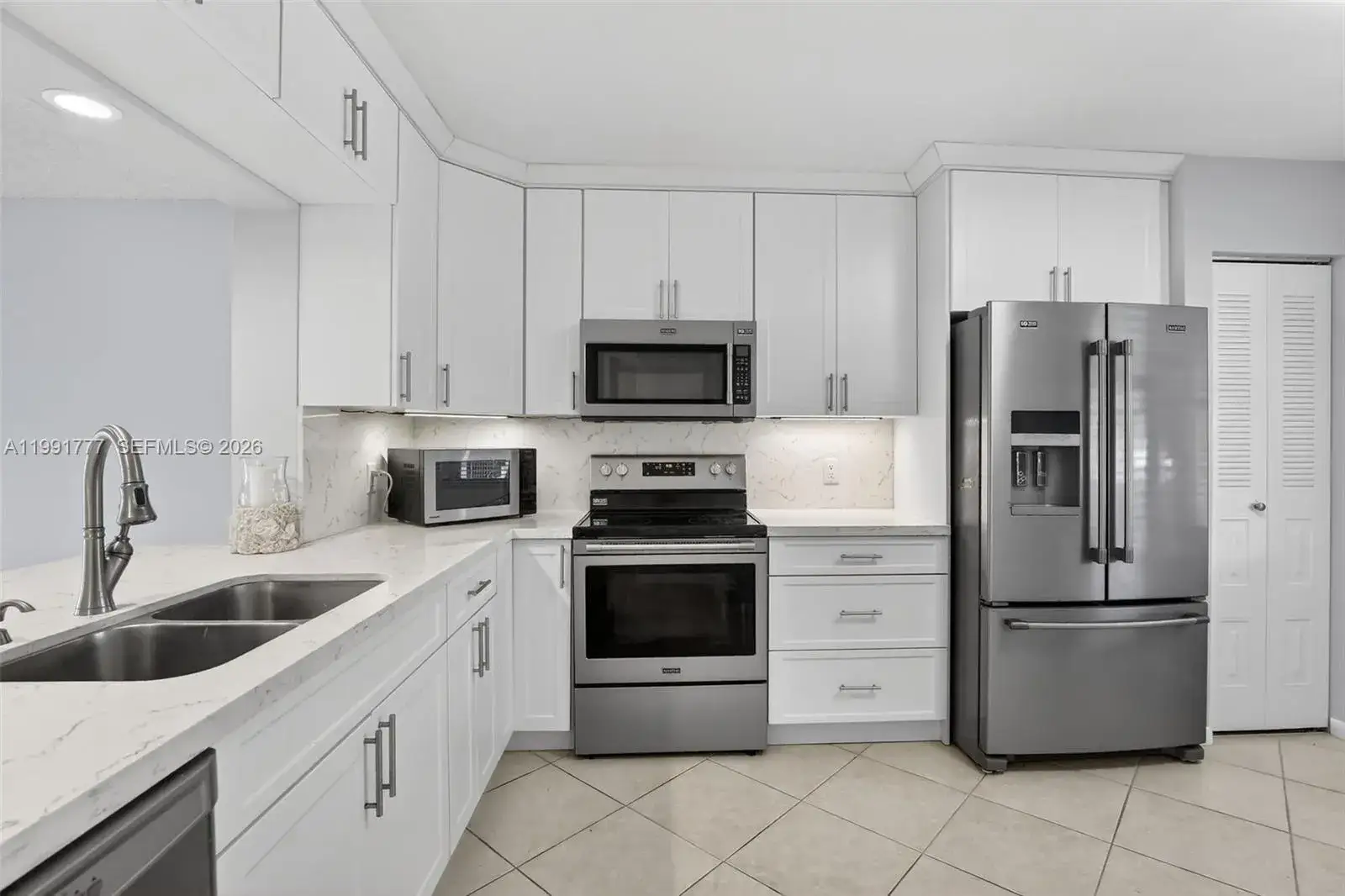 2 bedroom 2 bath Residential for sale at 901 SW 128th Ter # 102A, Pembroke Pines FL 33027