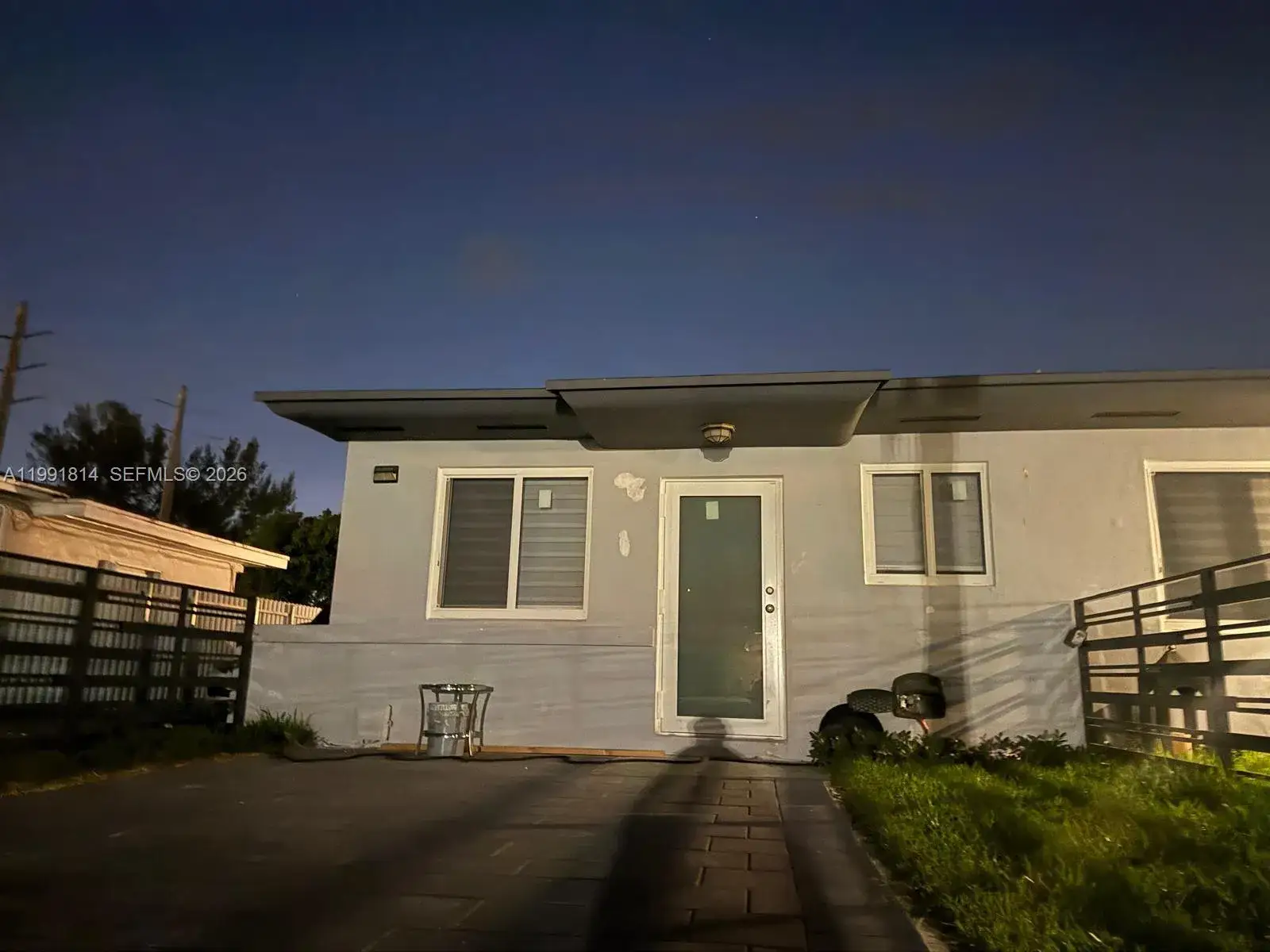 1 bedroom 1 bath Residential Lease for rent at 225 SW 76th Ct # 225, Miami FL 33144