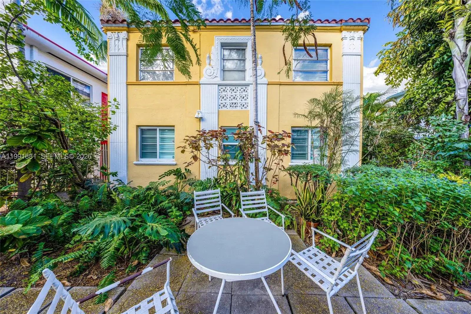 2 bedroom 1 bath Residential Lease for rent at 844 Jefferson Ave # 2, Miami Beach FL 33139