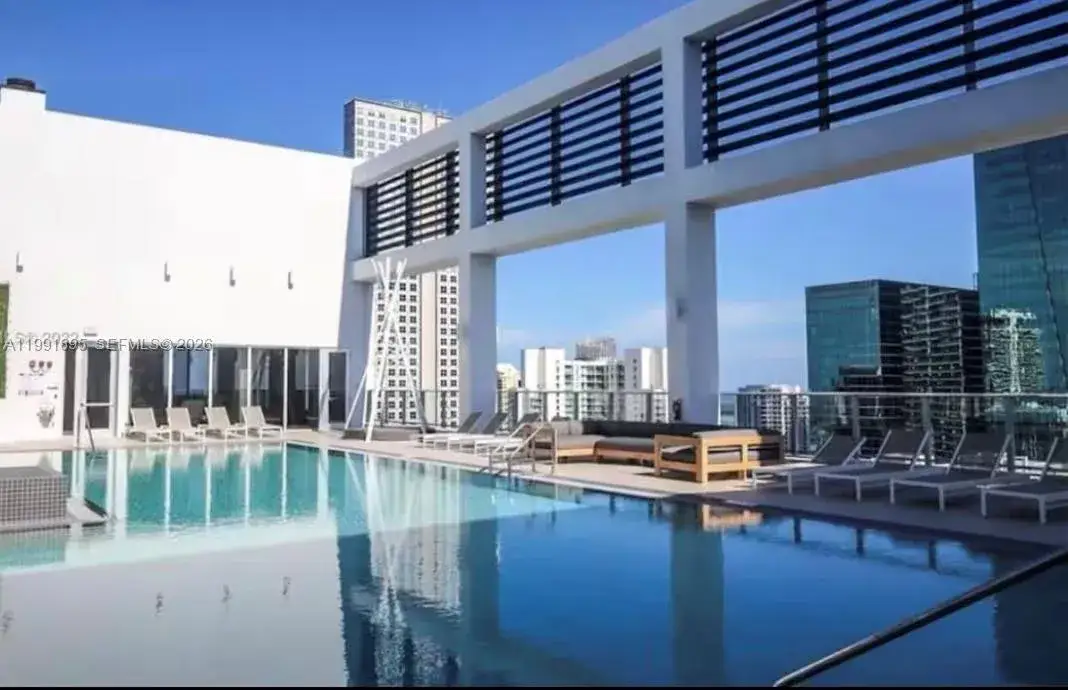 2 bedroom 2 bath Residential for sale at 151 SE 1st St # 2411, Miami FL 33131