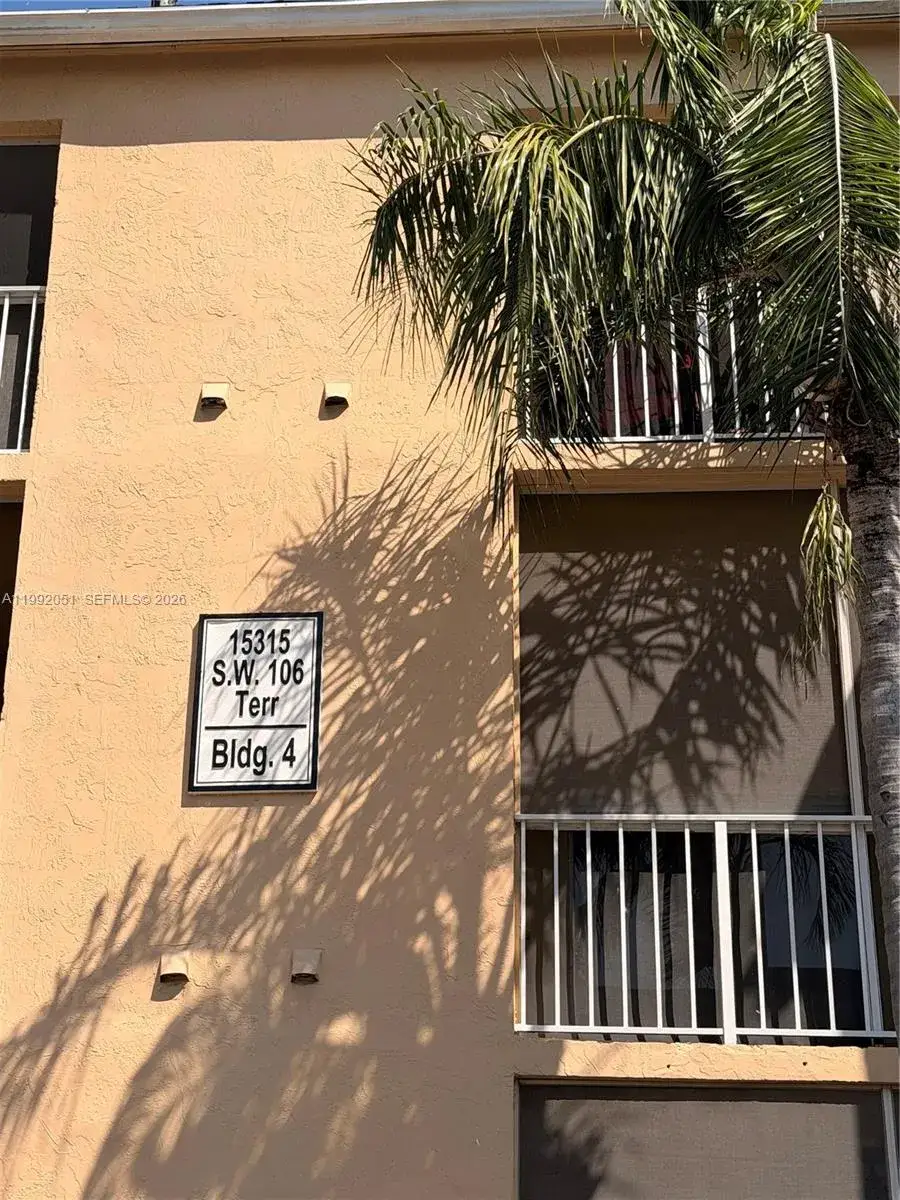 1 bedroom 1 bath Residential Lease for rent at 15315 SW 106th Ter # 432, Miami FL 33196