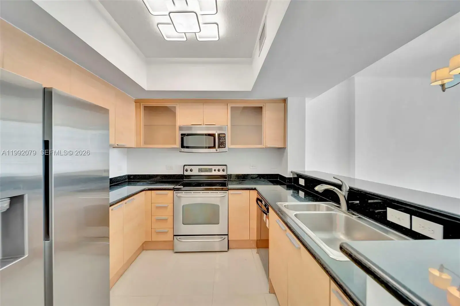 1 bedroom 1 bath Residential Lease for rent at 140 S Dixie Hwy # 602, Hollywood FL 33020