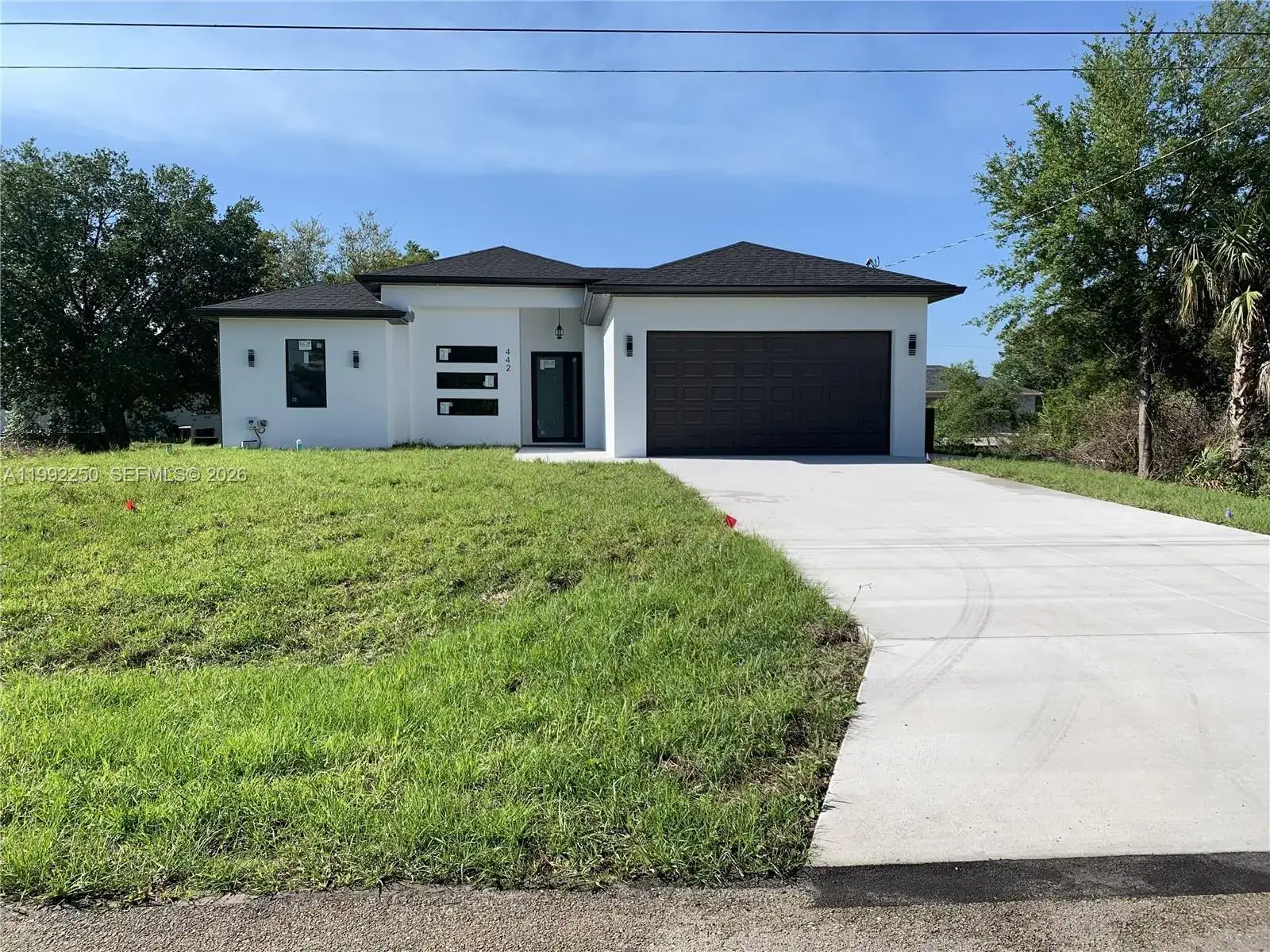 3 bedroom 2 bath Residential for sale at 442 Redwing St, Lehigh Acres FL 33974