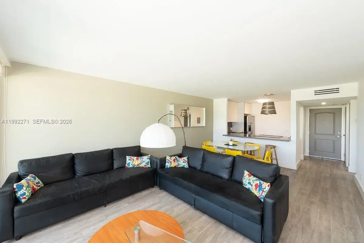 1 bedroom 1 bath Residential Lease for rent at 100 Bayview Dr # 210, Sunny Isles Beach FL 33160