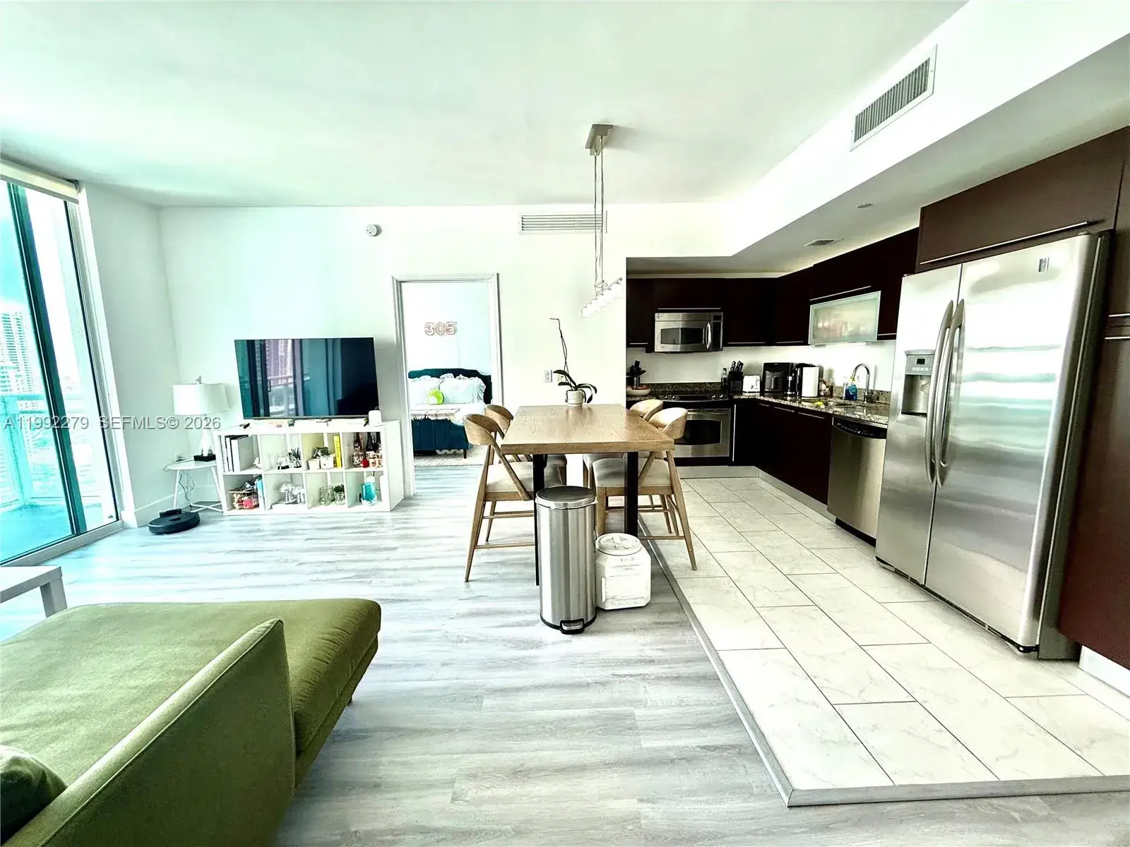 2 bedroom 2 bath Residential for sale at 950 Brickell Bay Dr # 2706, Miami FL 33131