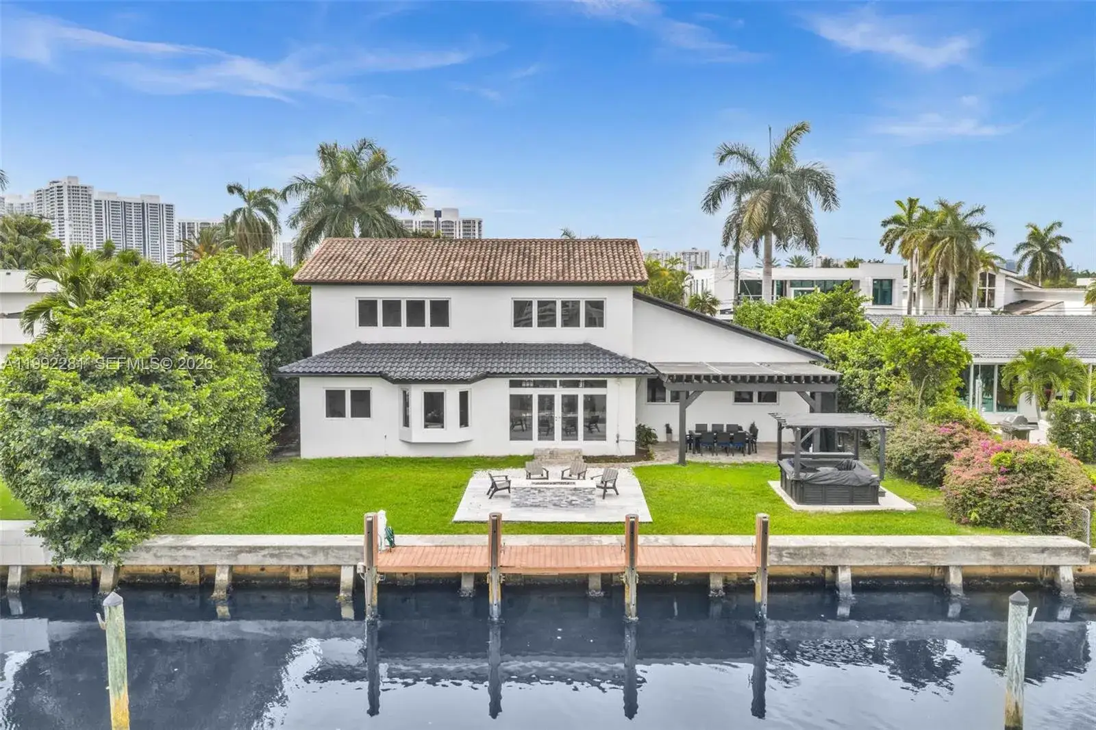 7 bedroom 5 bath Residential for sale at 472 Sunset Dr, Hallandale Beach FL 33009