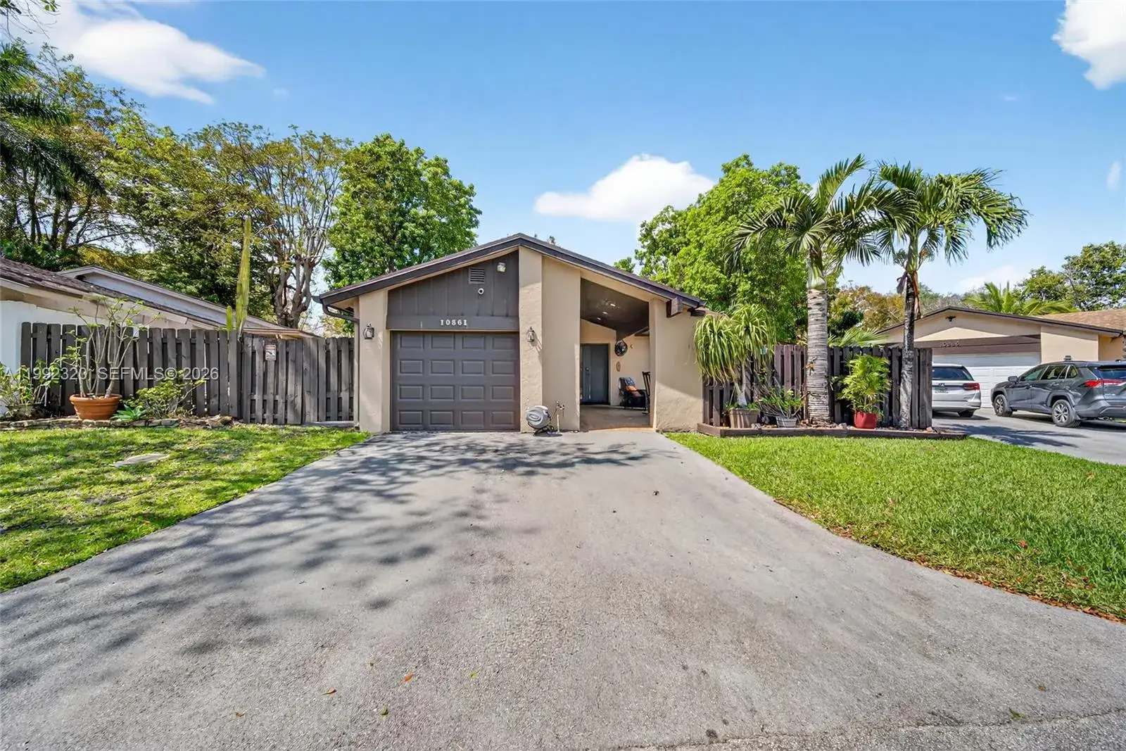 3 bedroom 2 bath Residential for sale at 10861 SW 132nd Cir Ct, Miami FL 33186