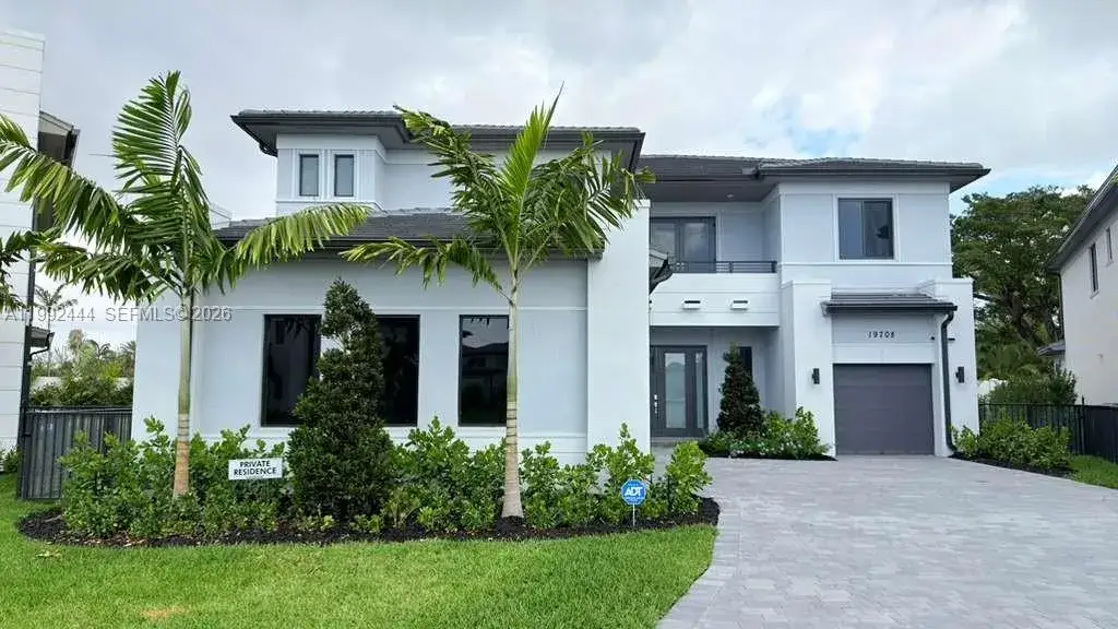 5 bedroom 4 bath Residential Lease for rent at 19708 NE 14th Ave, Miami FL 33179