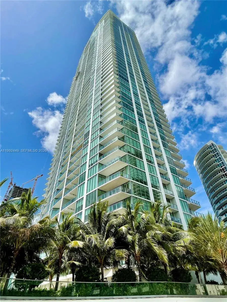 2 bedroom 3 bath Residential Lease for rent at 2900 NE 7th Ave # 1103, Miami FL 33137