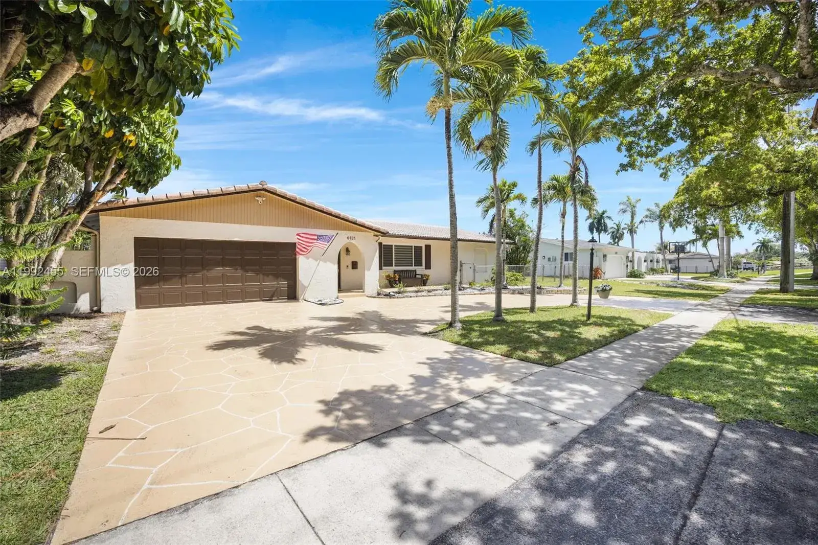 4 bedroom 2 bath Residential for sale at 6121 SW 16th St, Plantation FL 33317