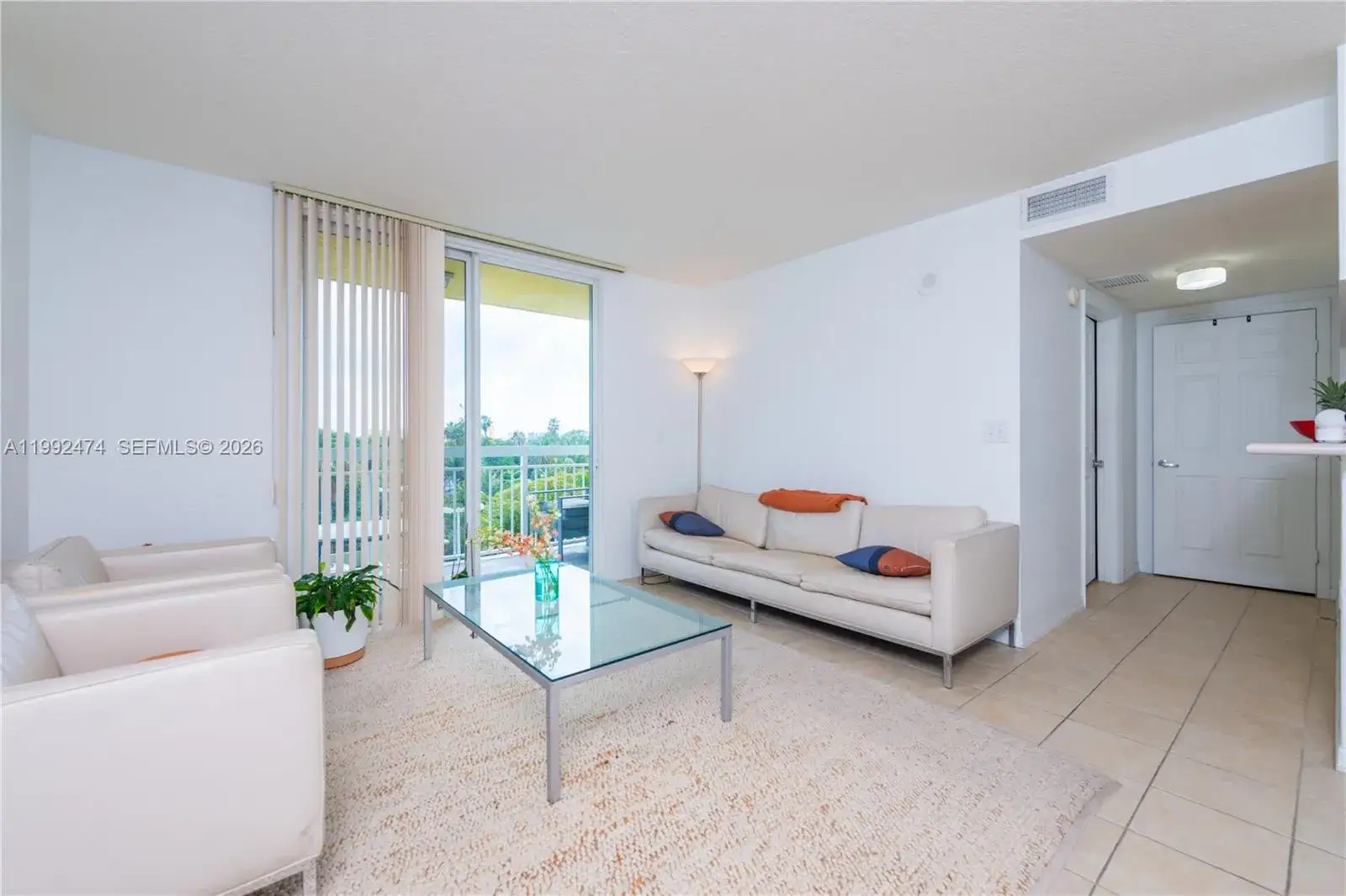 2 bedroom 2 bath Residential Lease for rent at 816 NW 11th St # 606, Miami FL 33136
