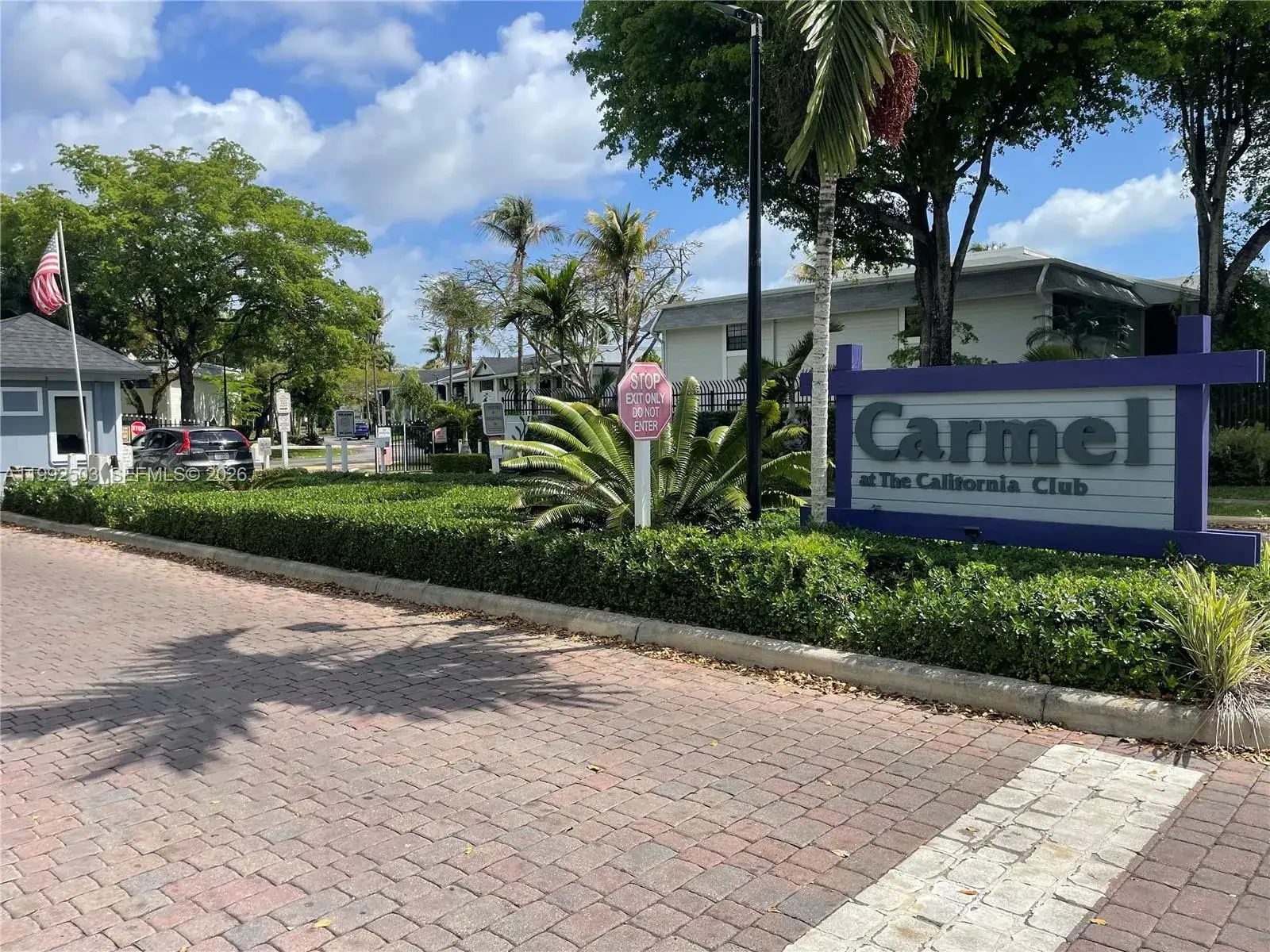 2 bedroom 2 bath Residential Lease for rent at 819 NE 199th St # 205, Miami FL 33179
