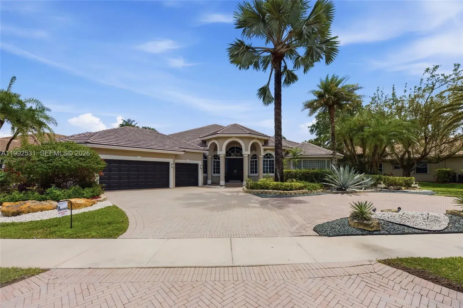 6 bedroom 4 bath Residential for sale at 2488 Provence Cir, Weston FL 33327