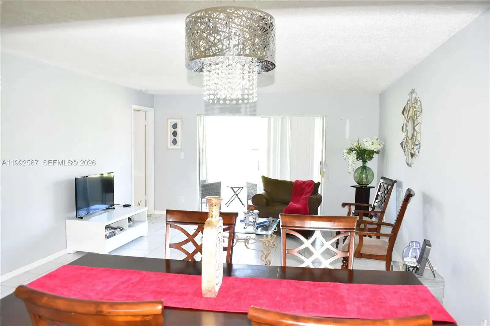 2 bedroom 2 bath Residential for sale at 9020 Sunrise Lakes Blvd # 304, Sunrise FL 33322