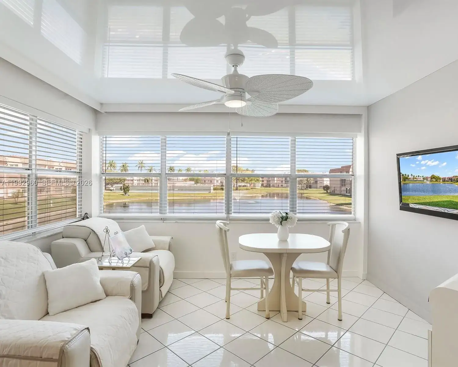 1 bedroom 1 bath Residential for sale at 9580 Sunrise Lakes Blvd # 205, Sunrise FL 33322
