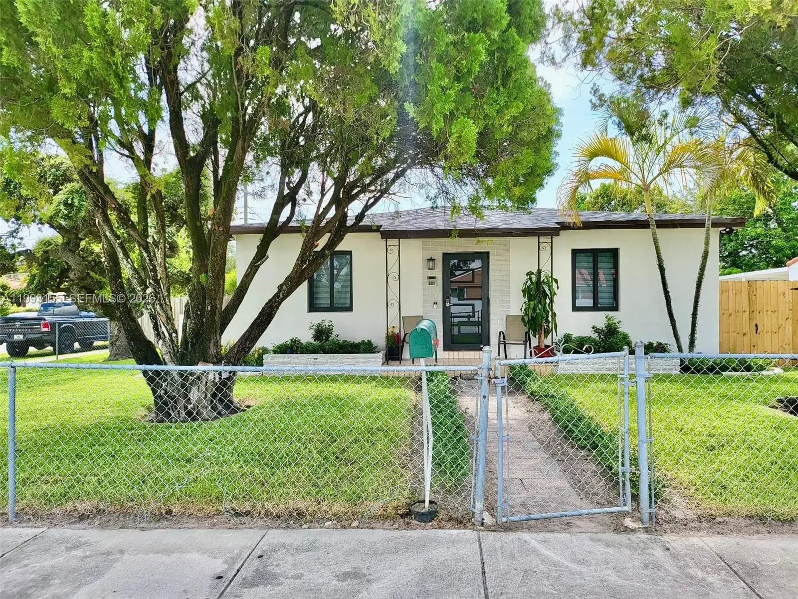 2 bedroom 2 bath Residential for sale at 201 SW 62nd Ave, Miami FL 33144