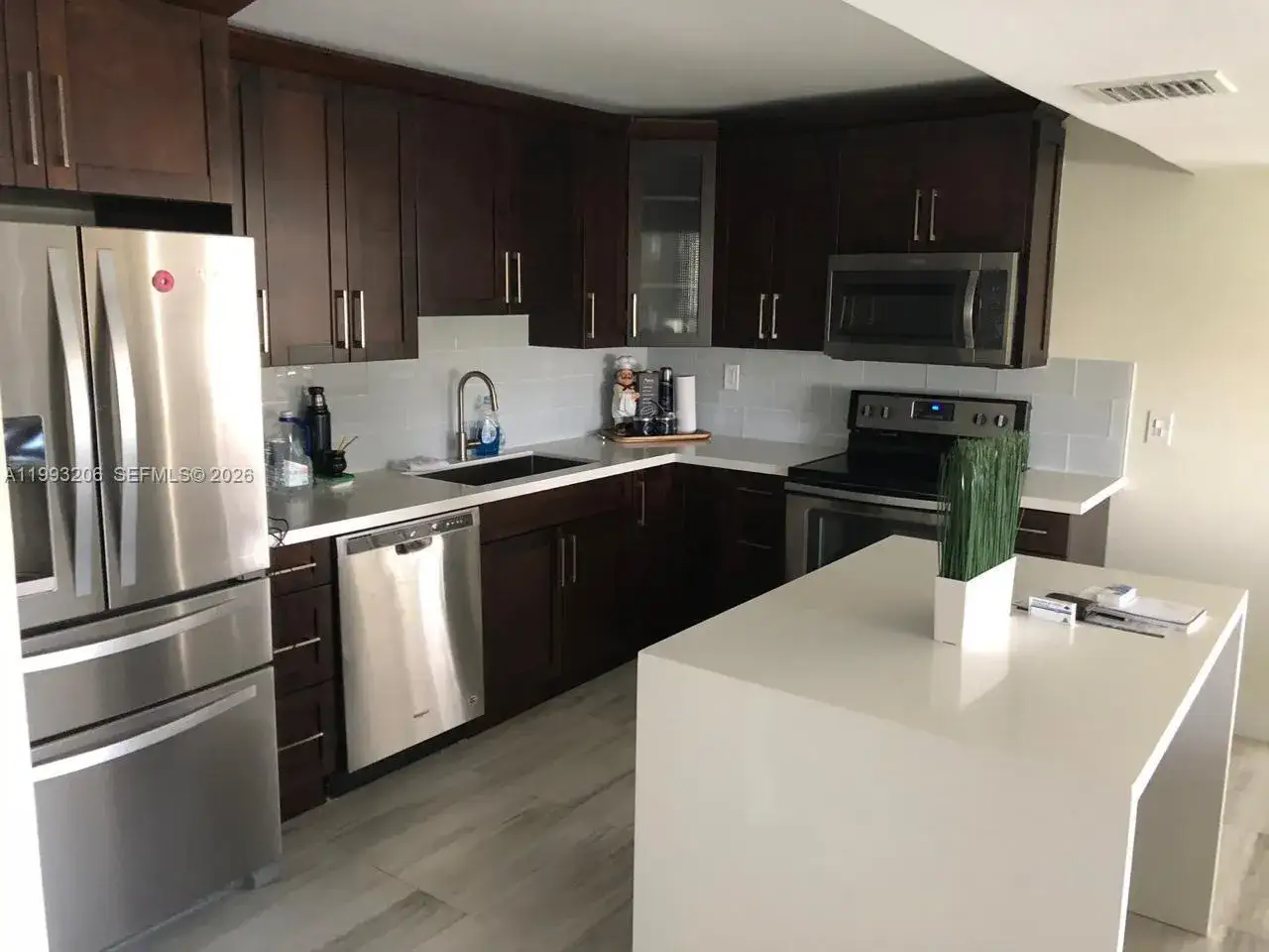 3 bedroom 2 bath Residential for sale at 7135 Collins Ave # 525, Miami Beach FL 33141