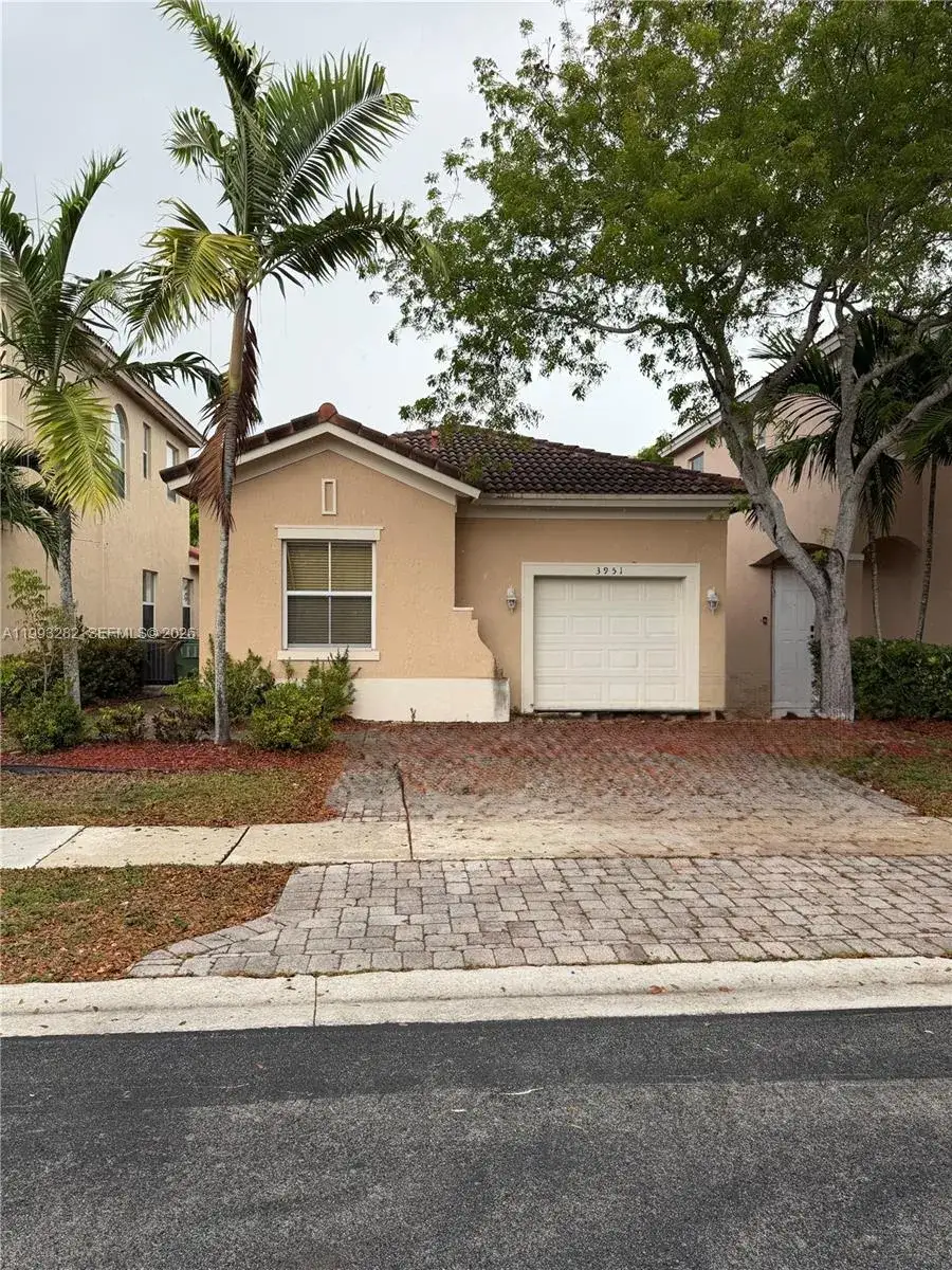 3 bedroom 2 bath Residential for sale at 3951 NE 11th Dr, Homestead FL 33033