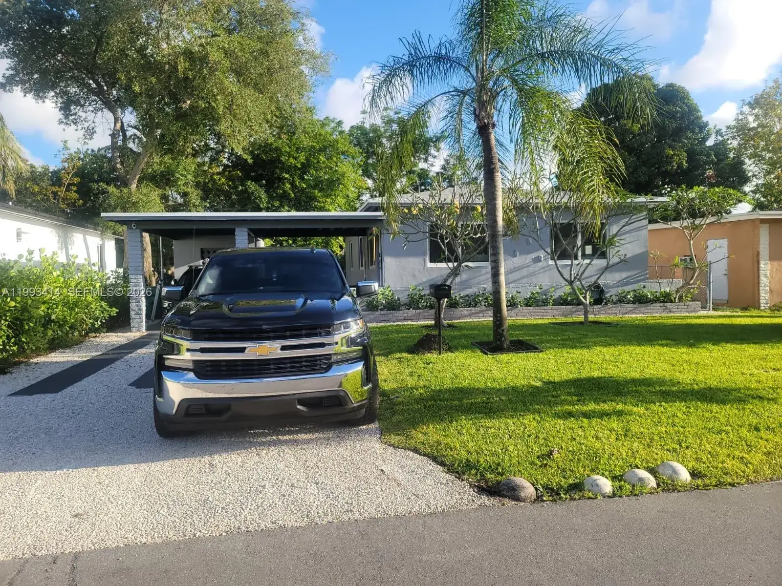 3 bedroom 2 bath Residential for sale at 266 NE 162nd St, Miami FL 33162