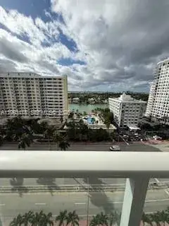 1 bedroom 1 bath Residential for sale at 5601 Collins ave # 1219, Miami Beach FL 33140