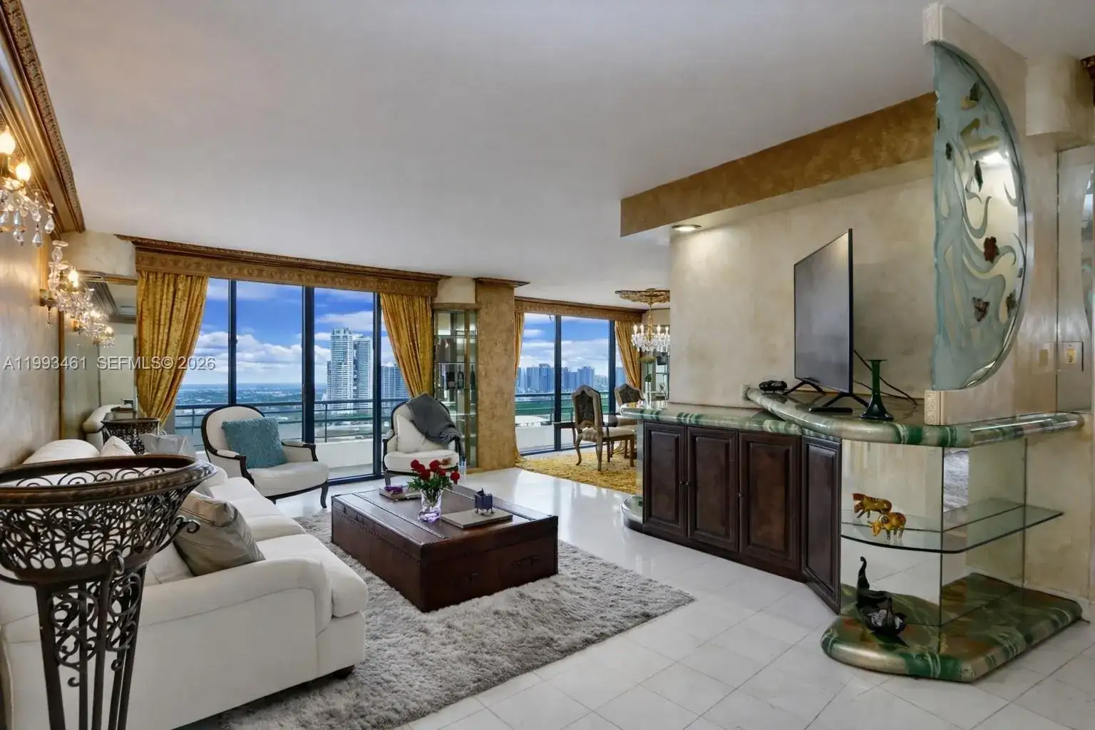 3 bedroom 3 bath Residential for sale at 3530 Mystic Pointe Dr # 2915, Aventura FL 33180