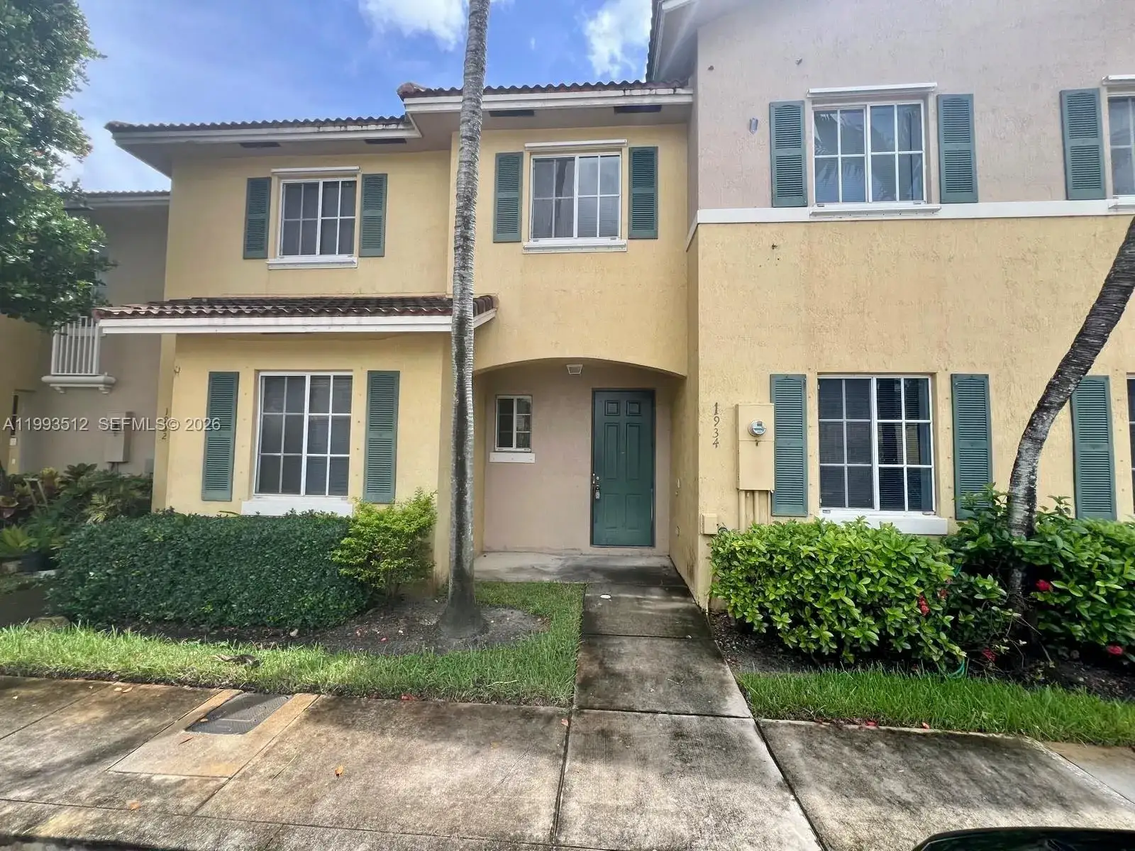 3 bedroom 2 bath Residential for sale at 1934 SW 60th Ave, North Lauderdale FL 33068