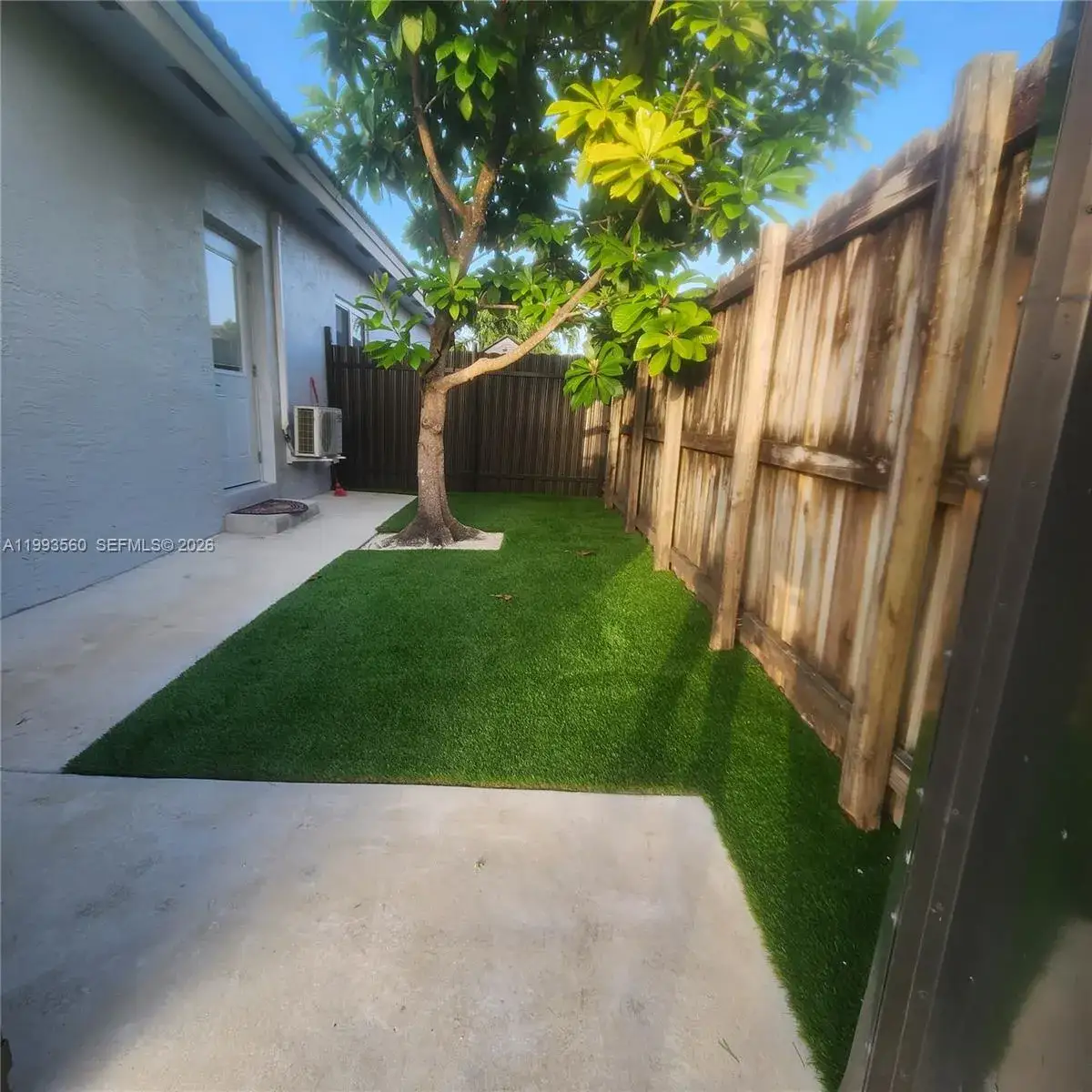 1 bedroom 1 bath Residential Lease for rent at 14639 SW 158th Path # B, Miami FL 33196