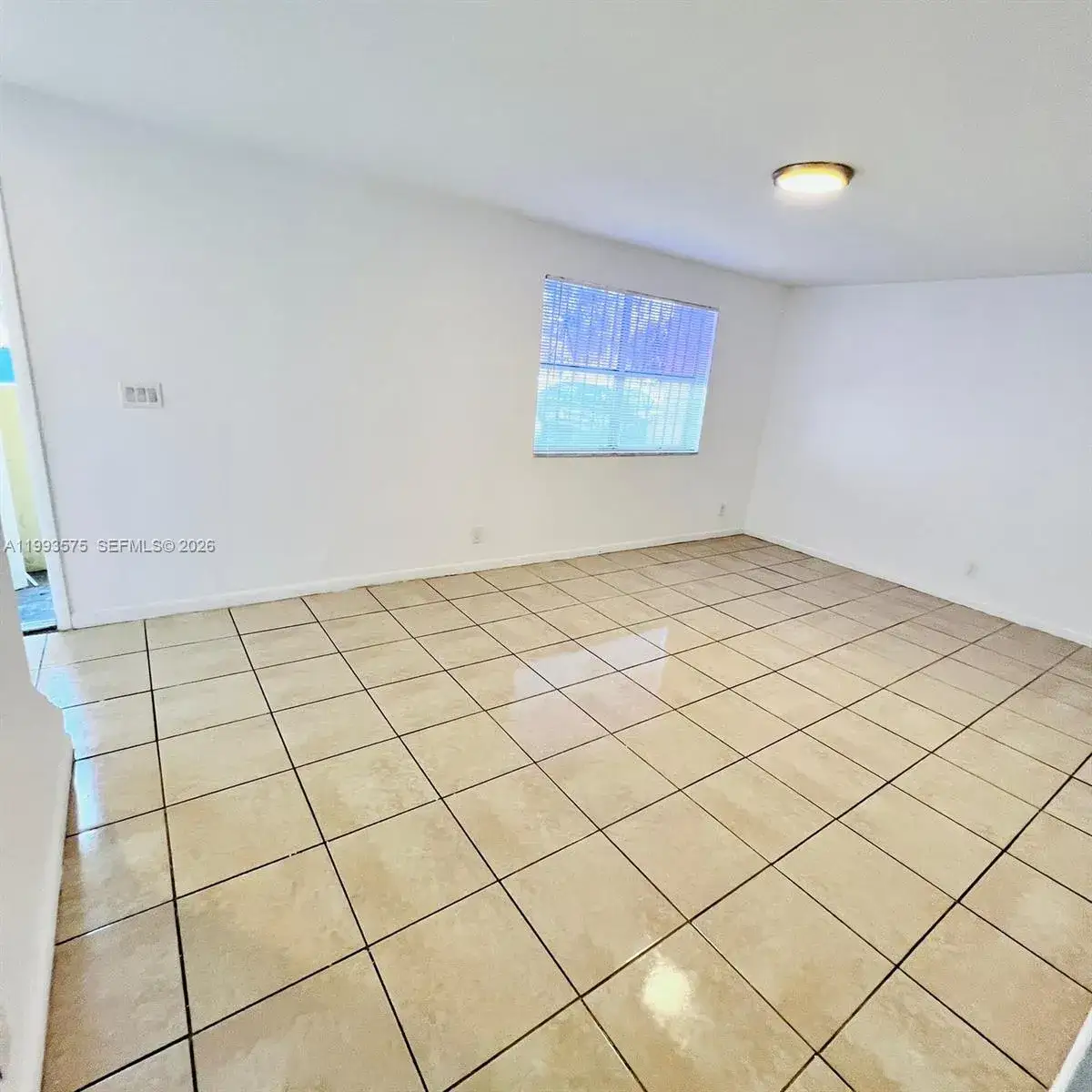 4 bedroom 2 bath Residential for sale at 5721 Blueberry Ct # 125, Lauderhill FL 33313