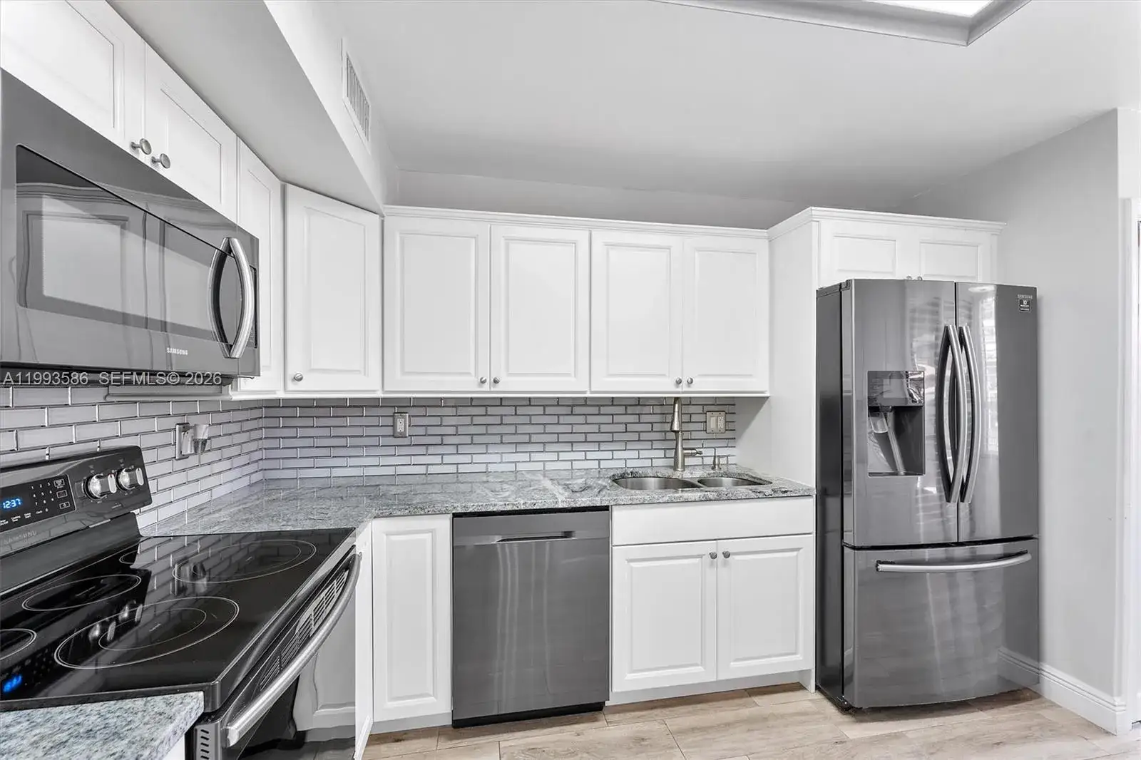 3 bedroom 2 bath Residential for sale at 7225 Promenade Dr # 102, Boca Raton FL 33433