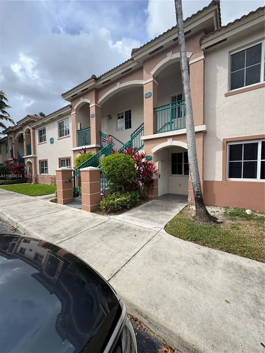 2 bedroom 2 bath Residential Lease for rent at 1251 SE 29th St # 26, Homestead FL 33035