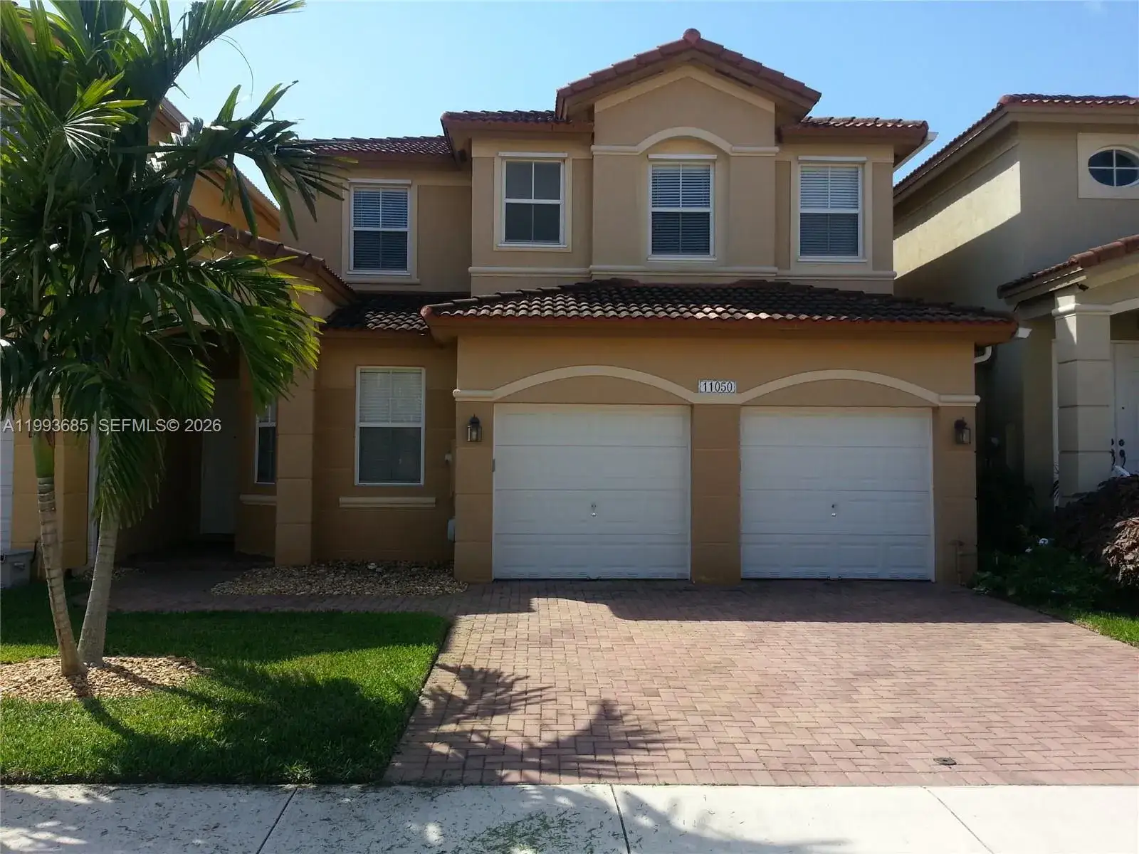 4 bedroom 3 bath Residential for sale at 11050 NW 86th Ter, Doral FL 33178
