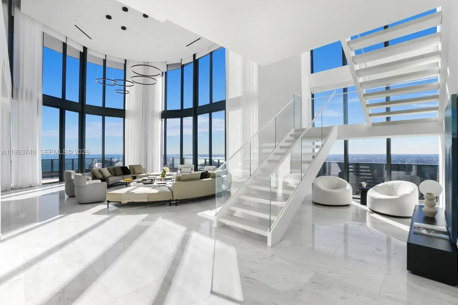 6 bedroom 5 bath Residential Lease for rent at 1000 Brickell Plz, Miami FL 33131