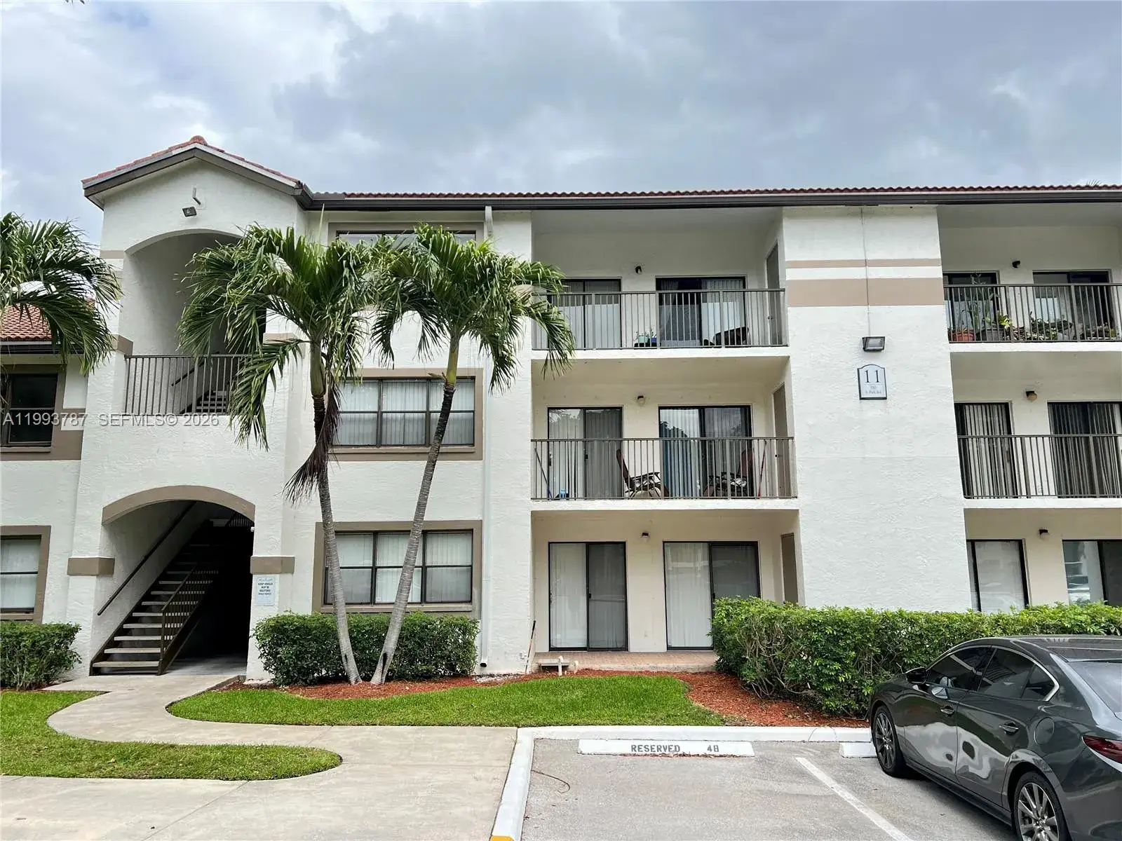 1 bedroom 1 bath Residential Lease for rent at 530 S Park Rd # 11, Hollywood FL 33021