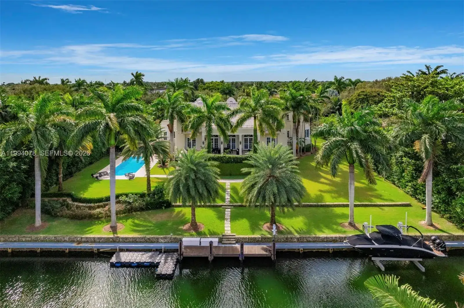 6 bedroom 6 bath Residential for sale at 585 Arvida Pkwy, Coral Gables FL 33156