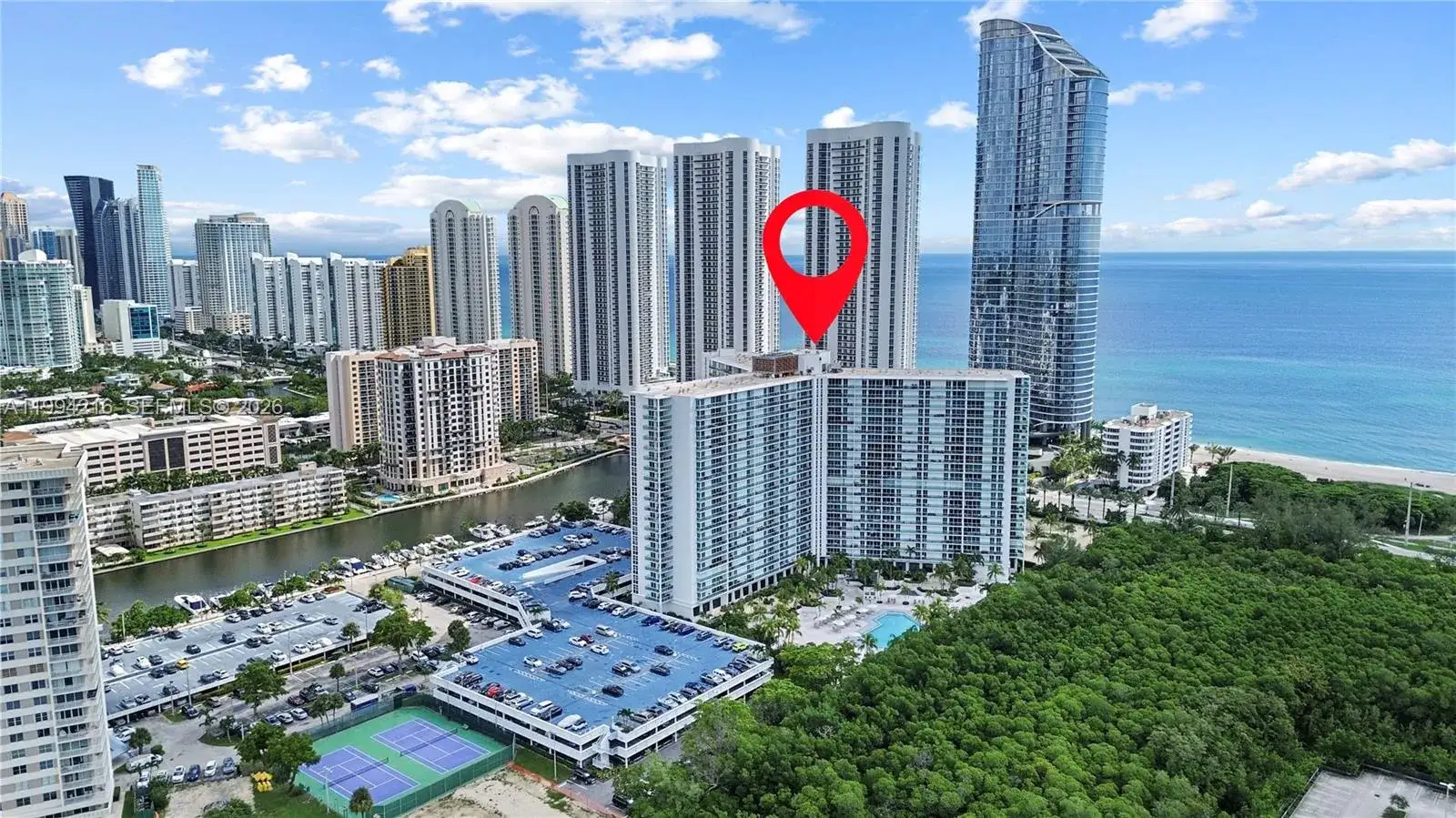 2 bedroom 2 bath Residential for sale at 100 Bayview Dr # 507, Sunny Isles Beach FL 33160