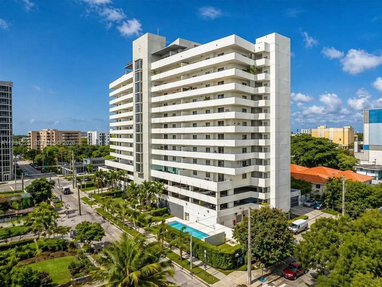 2 bedroom 2 bath Residential for sale at 36 NW 6th Ave # 805, Miami FL 33128