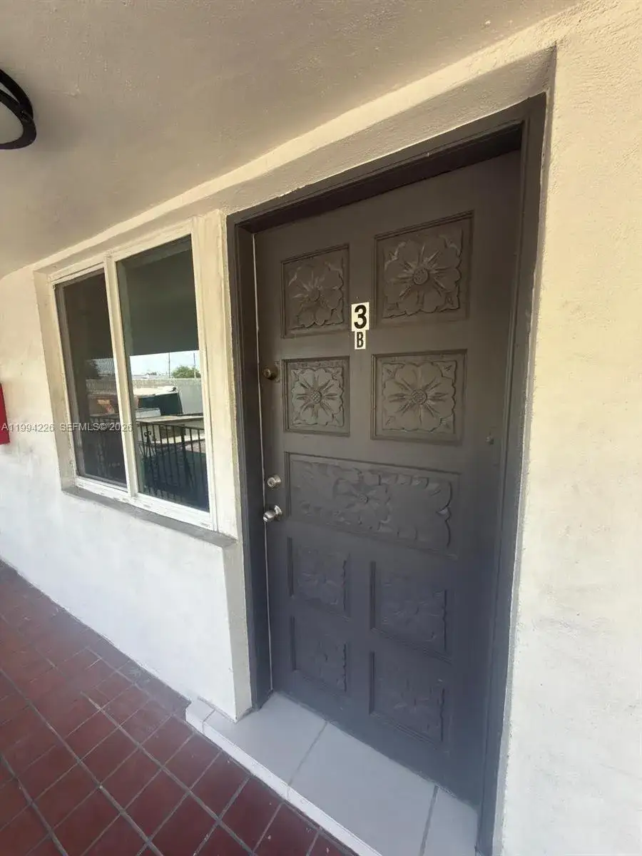 1 bedroom 1 bath Residential Lease for rent at 2622 NW 24th St # 3B, Miami FL 33142